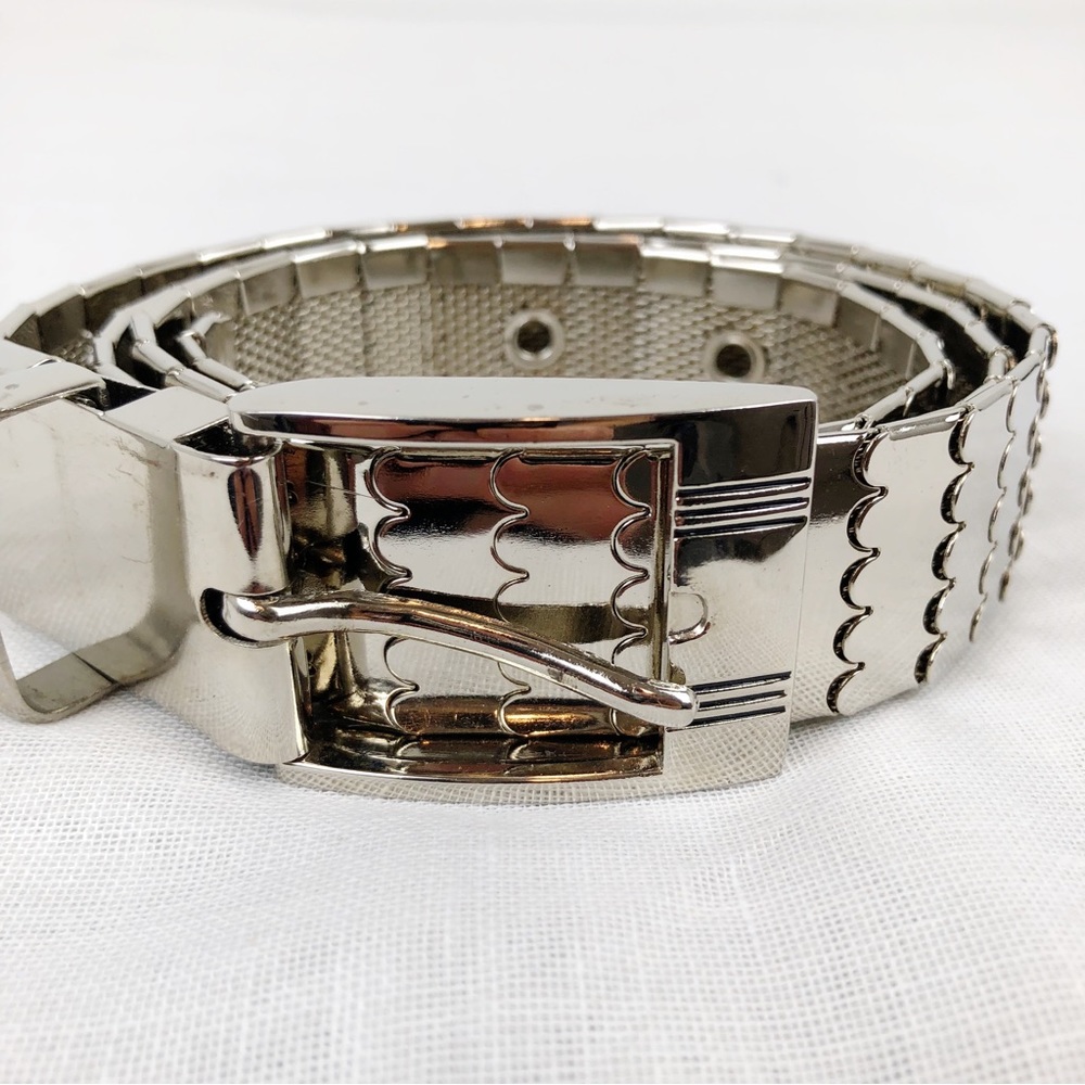 Scalloped Metal Shiny Fashion Belt